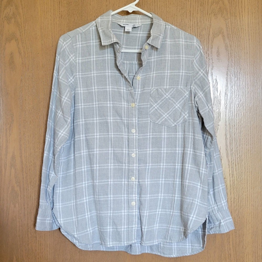Old Navy Classic Button-Down Flannel Shirt